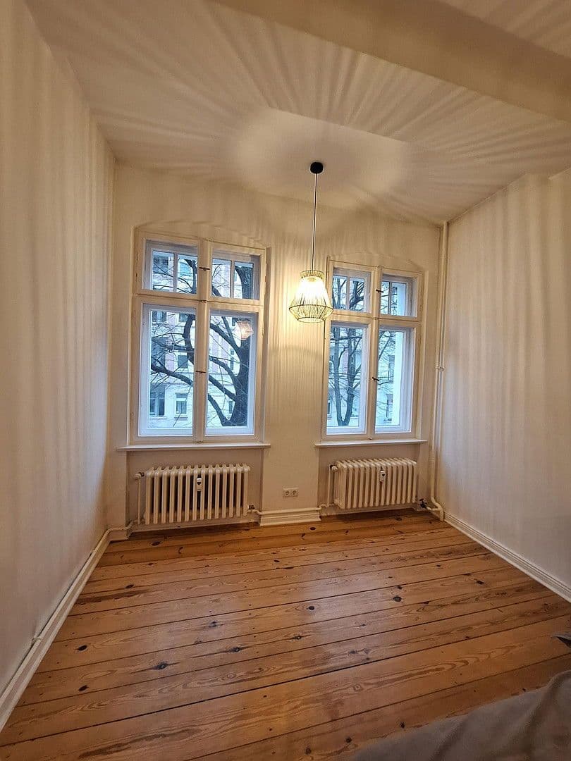 Pronájem bytu 2+1 66 m², Konradinstraße 28, Berlin, Berlín Pronájem bytu 2+1 66 m², Konradinstraße 28, Berlin, Berlín