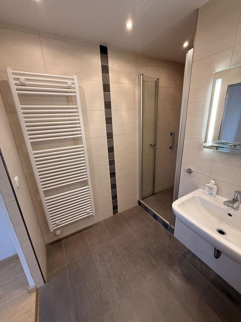 Pronájem bytu 4+1 86 m², Nürnberg, Bavorsko Pronájem bytu 4+1 86 m², Nürnberg, Bavorsko