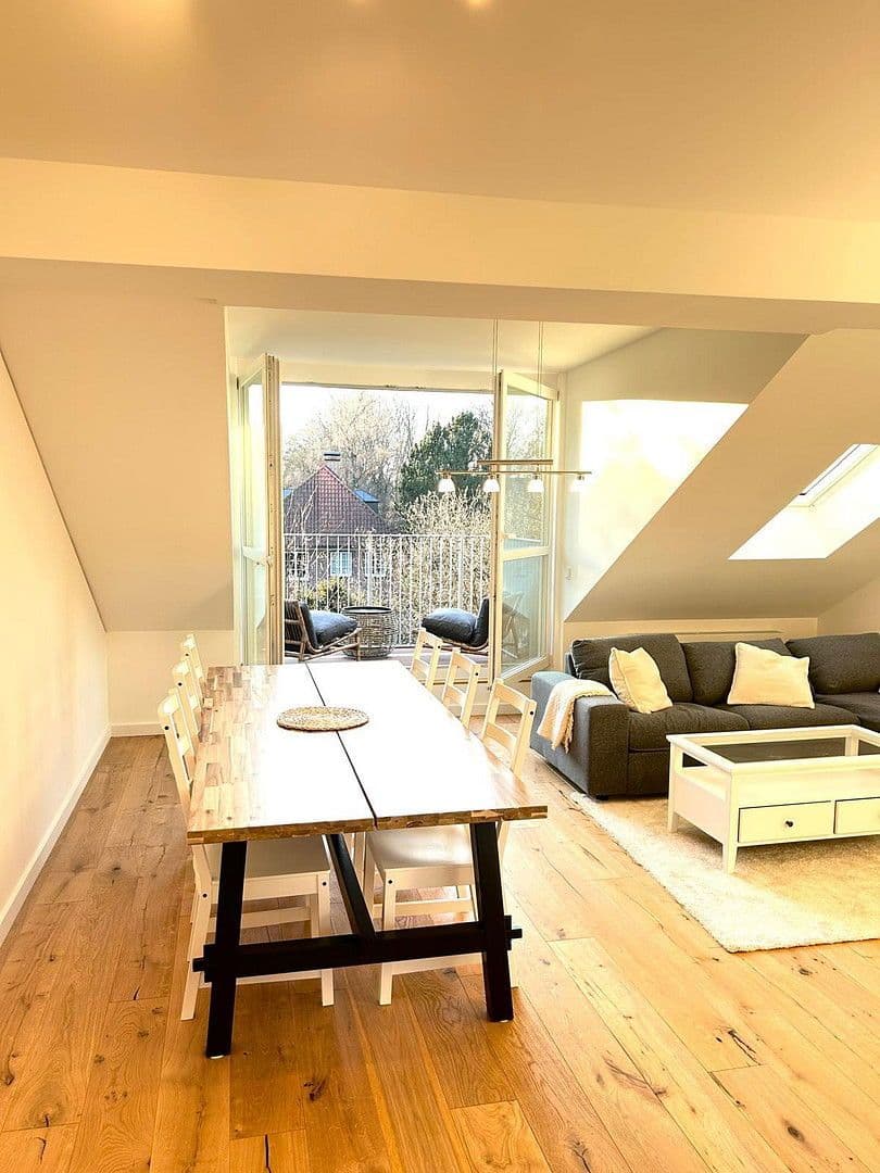 Pronájem bytu 3+1 87 m², Borsteler Chaussee 177, Hamburg, Hamburg Pronájem bytu 3+1 87 m², Borsteler Chaussee 177, Hamburg, Hamburg