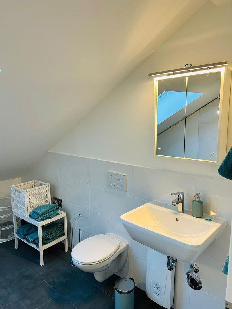 Pronájem bytu 3+1 87 m², Borsteler Chaussee 177, Hamburg, Hamburg Pronájem bytu 3+1 87 m², Borsteler Chaussee 177, Hamburg, Hamburg