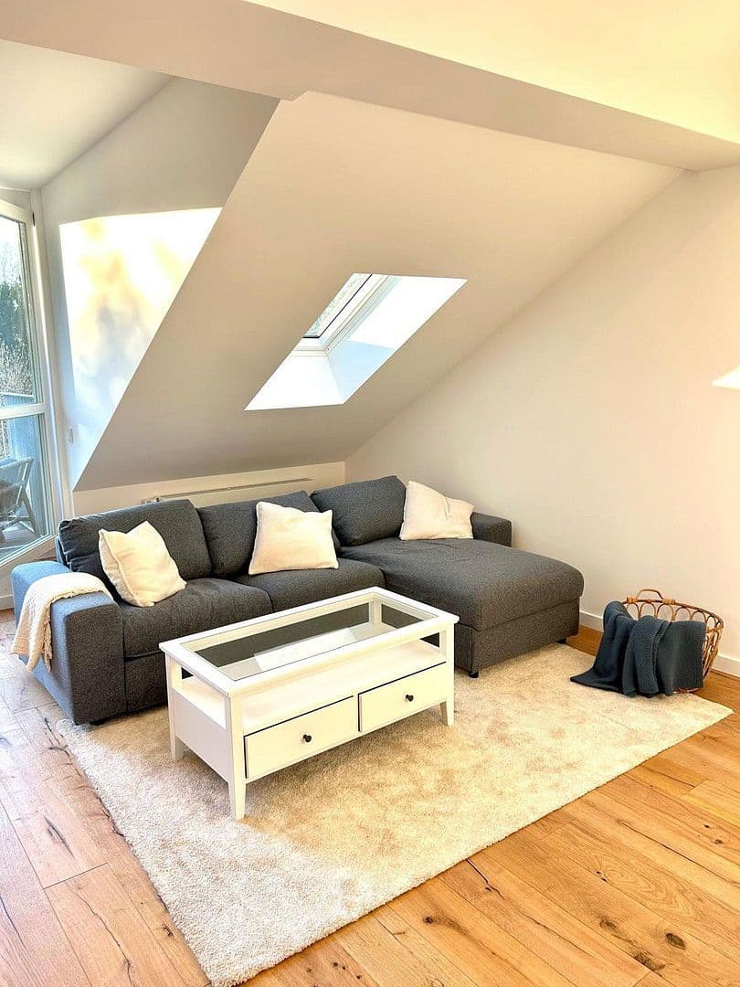 Pronájem bytu 3+1 87 m², Borsteler Chaussee 177, Hamburg, Hamburg Pronájem bytu 3+1 87 m², Borsteler Chaussee 177, Hamburg, Hamburg