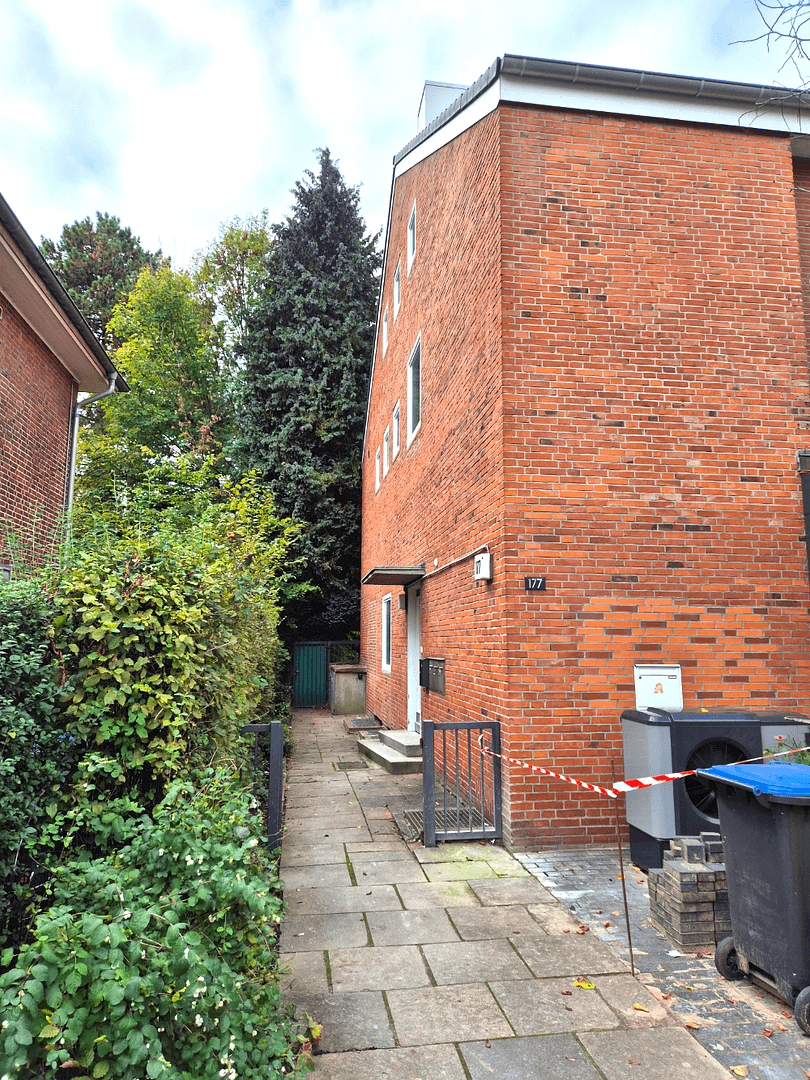 Pronájem bytu 2+1 50 m², Borsteler Chaussee 177, Hamburg, Hamburg Pronájem bytu 2+1 50 m², Borsteler Chaussee 177, Hamburg, Hamburg