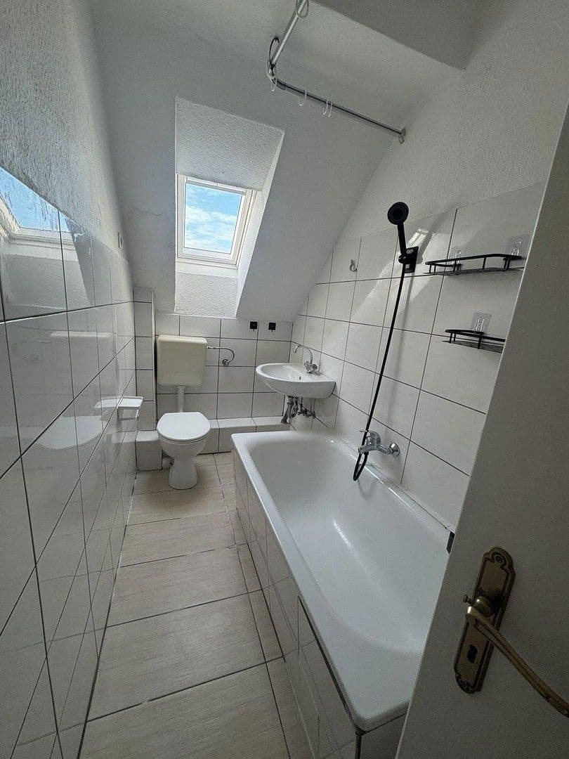 Pronájem bytu 2+1 40 m², Oberhausen, Severní Porýní-Vestfálsko Pronájem bytu 2+1 40 m², Oberhausen, Severní Porýní-Vestfálsko