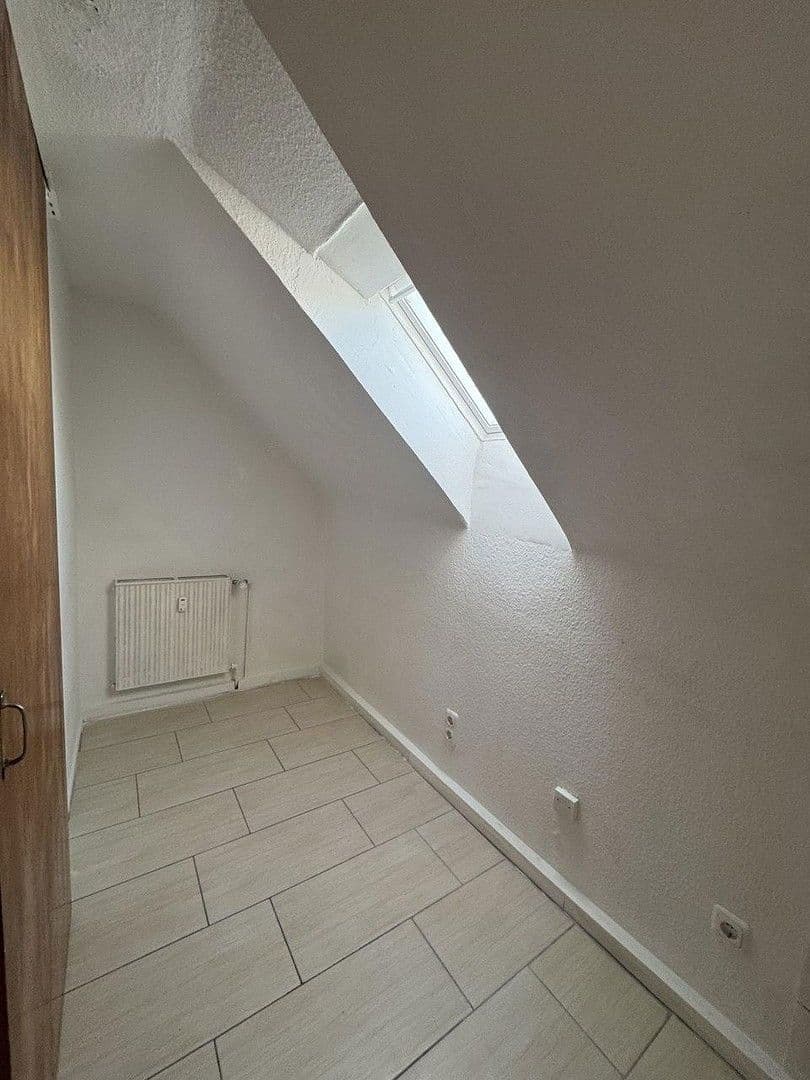 Pronájem bytu 2+1 40 m², Oberhausen, Severní Porýní-Vestfálsko Pronájem bytu 2+1 40 m², Oberhausen, Severní Porýní-Vestfálsko