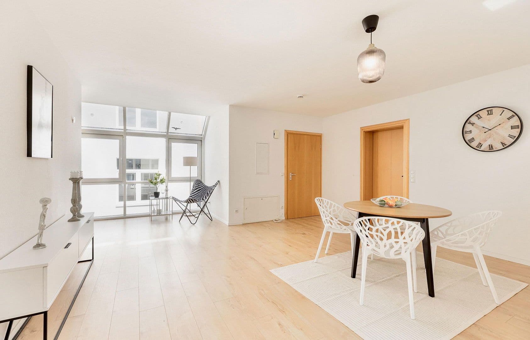 Prodej bytu 4+1 141 m², Offenbach, Hessen Prodej bytu 4+1 141 m², Offenbach, Hessen