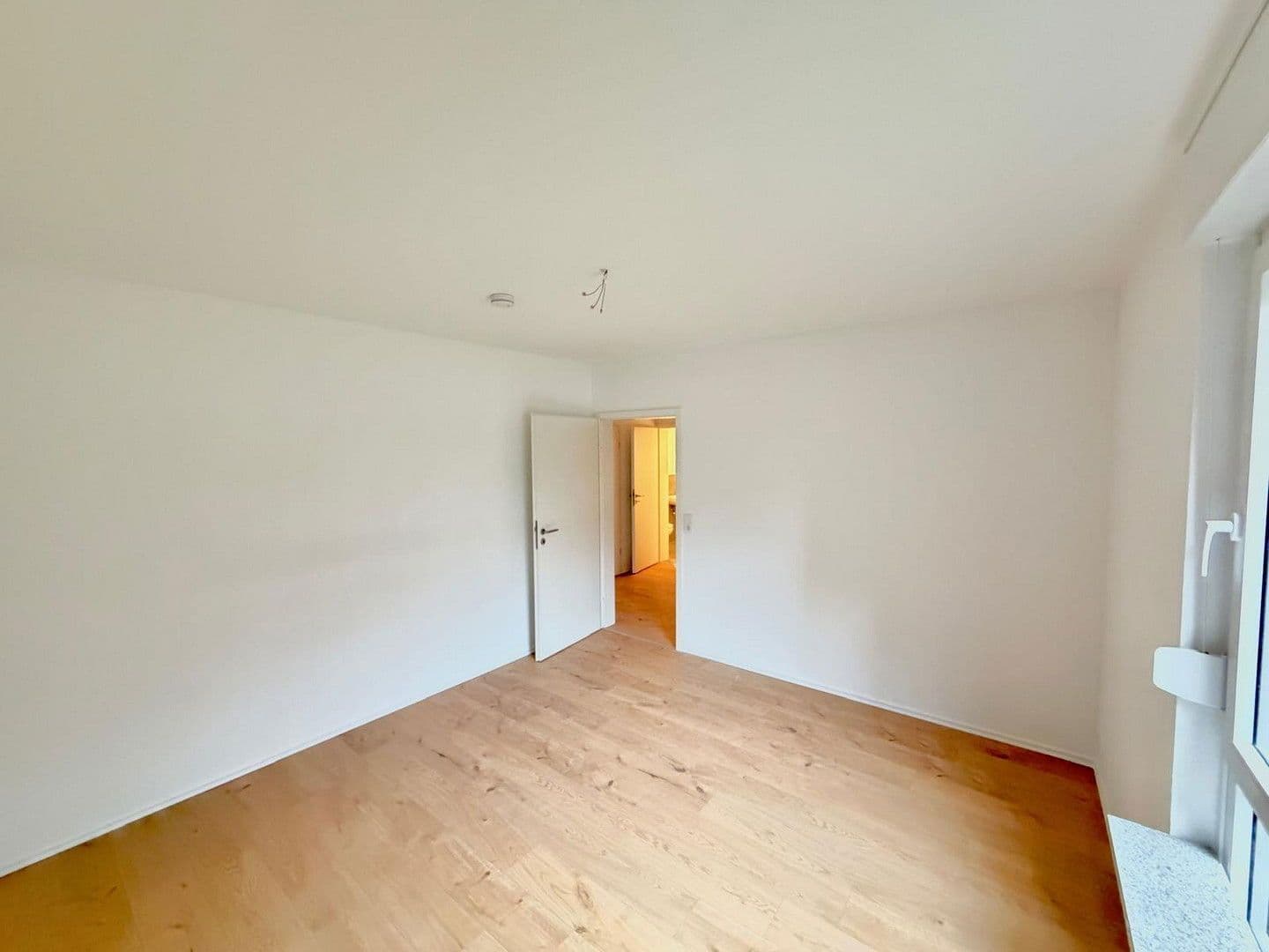 Prodej bytu 2+1 62 m², Urftstr. 122, Mönchengladbach, Severní Porýní-Vestfálsko Prodej bytu 2+1 62 m², Urftstr. 122, Mönchengladbach, Severní Porýní-Vestfálsko