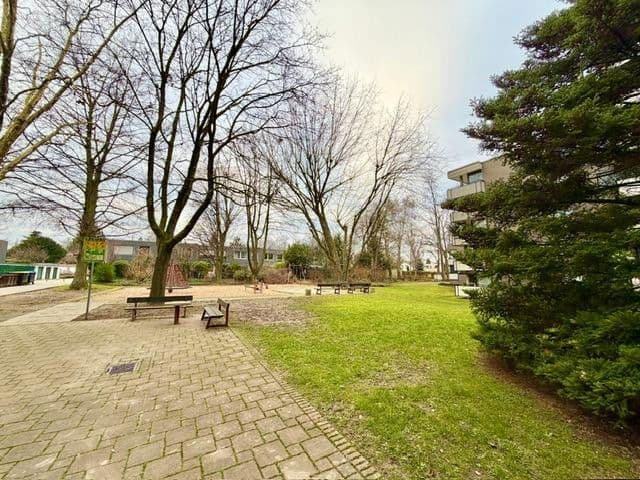 Prodej bytu 2+1 62 m², Urftstr. 122, Mönchengladbach, Severní Porýní-Vestfálsko Prodej bytu 2+1 62 m², Urftstr. 122, Mönchengladbach, Severní Porýní-Vestfálsko