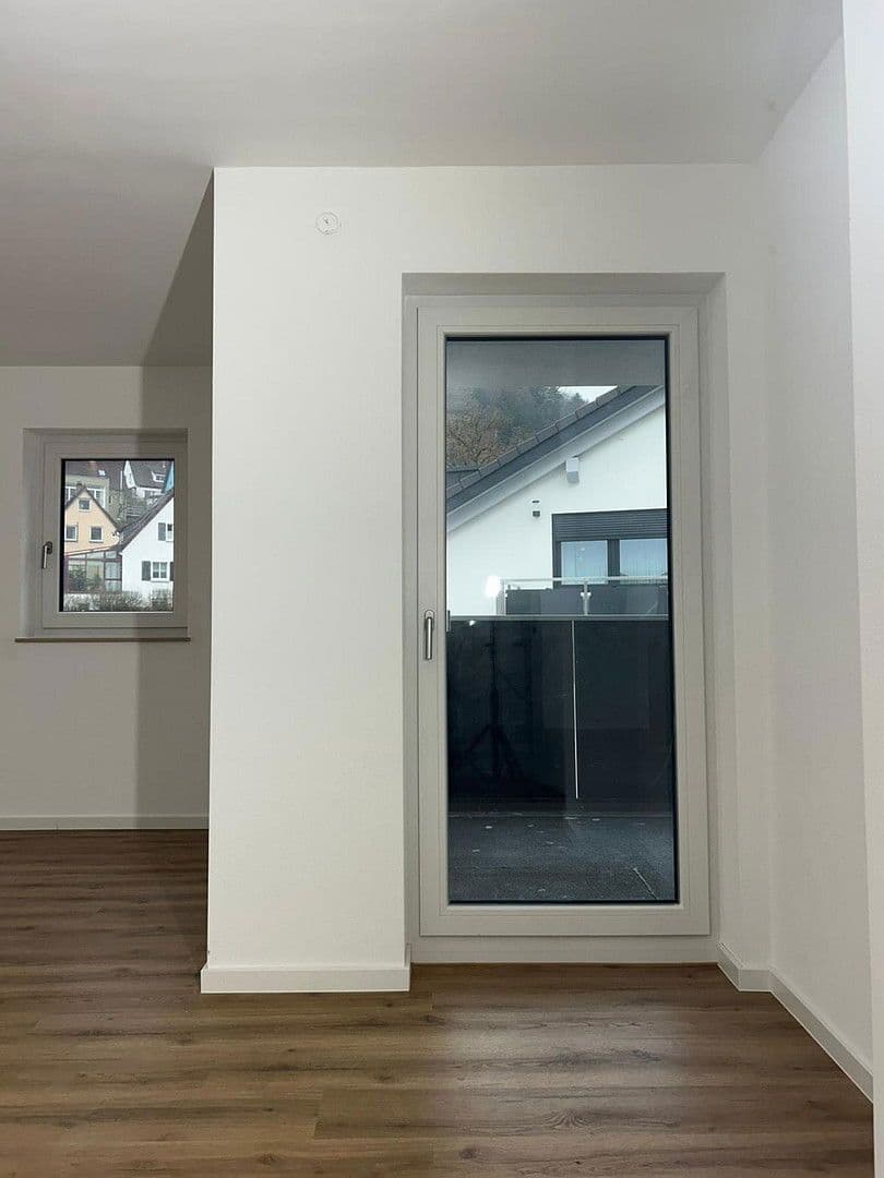 Pronájem bytu 4+kk 110 m², Blaubeuren, Bádensko-Württembersko Pronájem bytu 4+kk 110 m², Blaubeuren, Bádensko-Württembersko