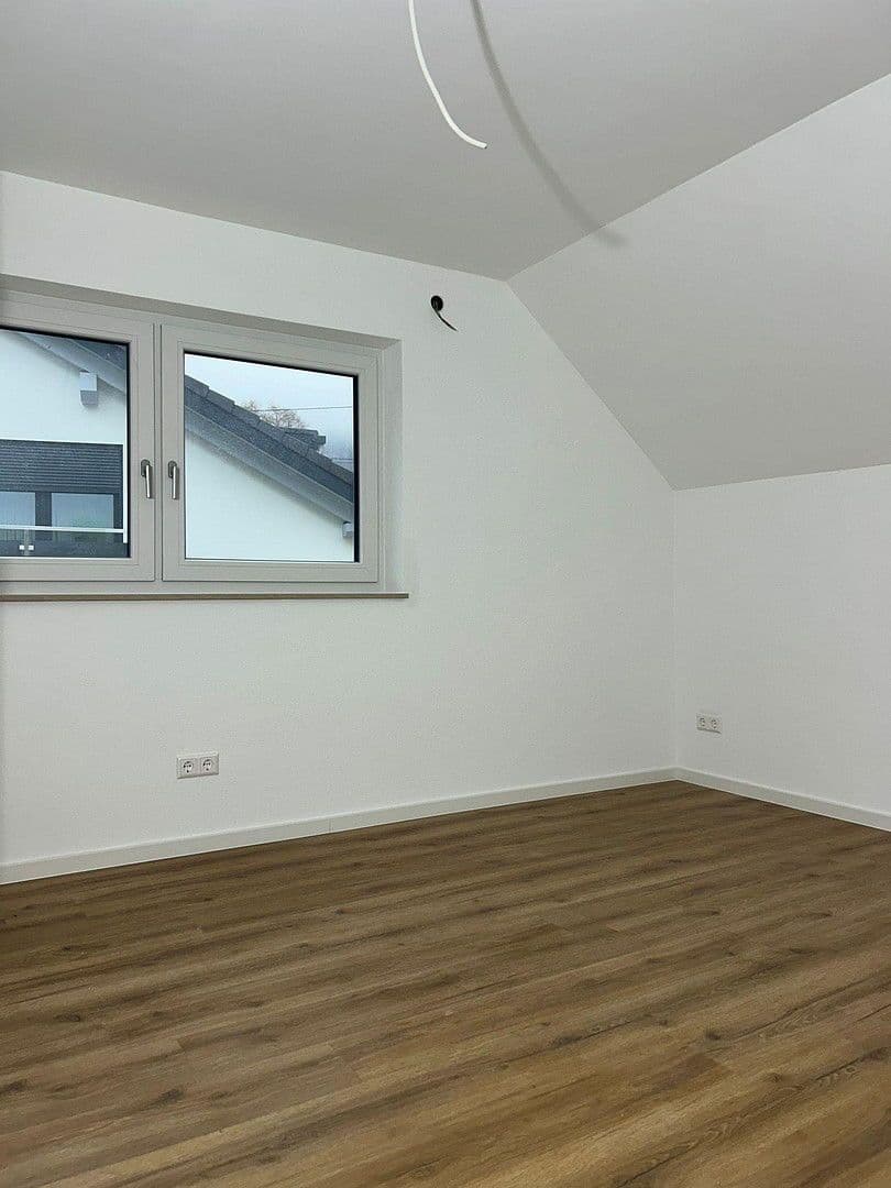 Pronájem bytu 4+kk 110 m², Blaubeuren, Bádensko-Württembersko Pronájem bytu 4+kk 110 m², Blaubeuren, Bádensko-Württembersko