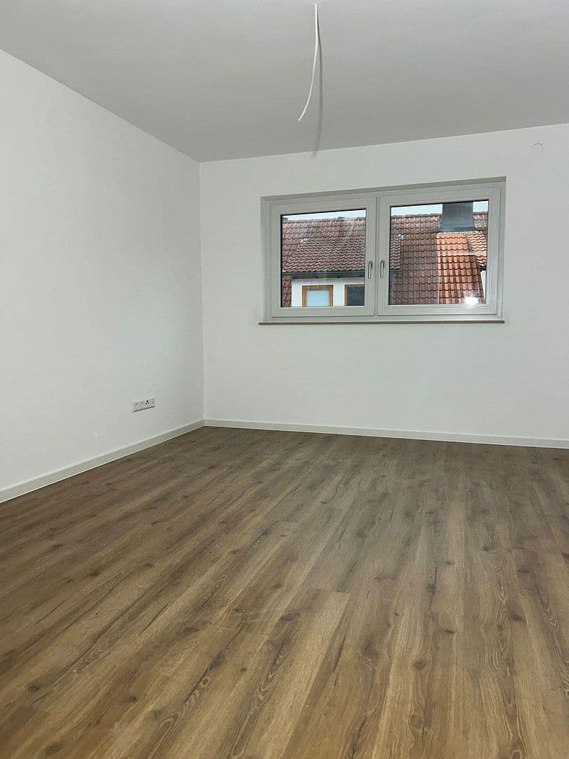 Pronájem bytu 4+kk 110 m², Blaubeuren, Bádensko-Württembersko Pronájem bytu 4+kk 110 m², Blaubeuren, Bádensko-Württembersko