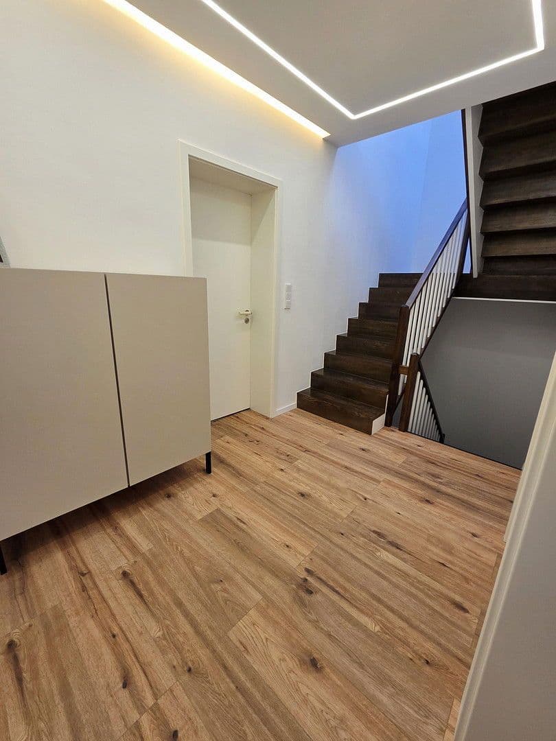 Prodej domu 150 m², pozemek 380 m², Essen, Severní Porýní-Vestfálsko Prodej domu 150 m², pozemek 380 m², Essen, Severní Porýní-Vestfálsko