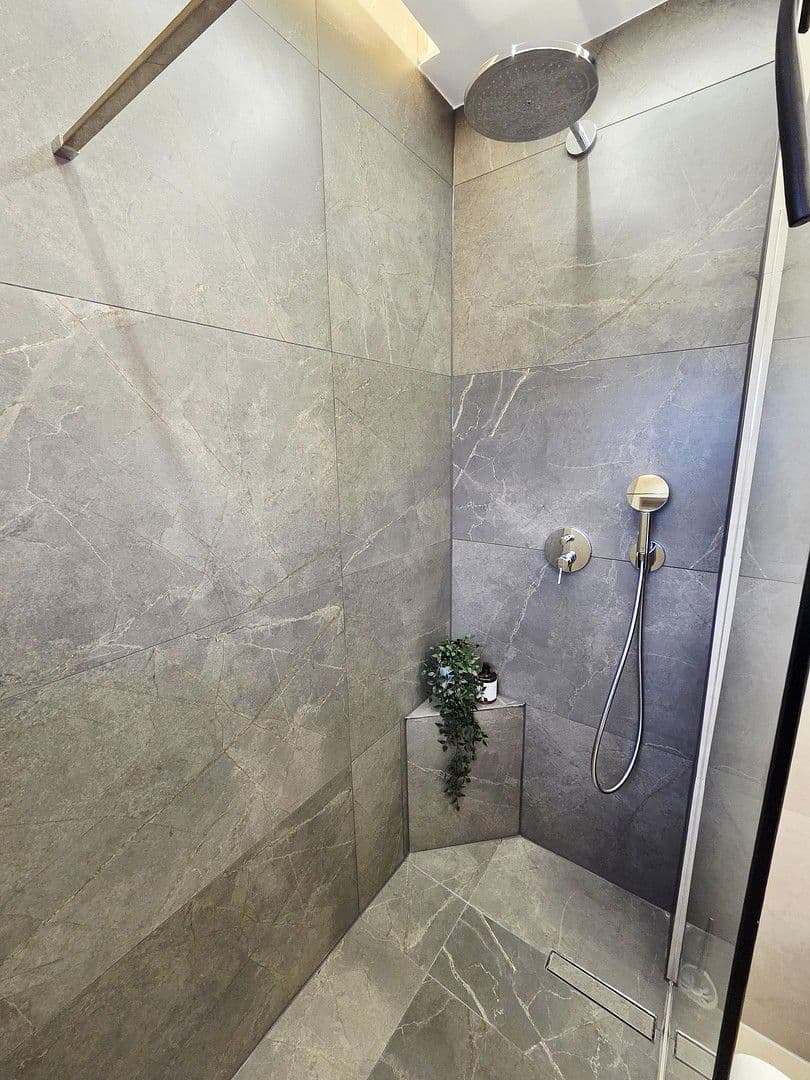 Prodej domu 150 m², pozemek 380 m², Essen, Severní Porýní-Vestfálsko Prodej domu 150 m², pozemek 380 m², Essen, Severní Porýní-Vestfálsko