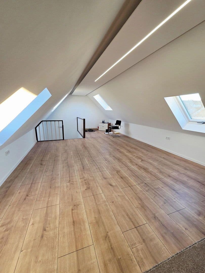 Prodej domu 150 m², pozemek 380 m², Essen, Severní Porýní-Vestfálsko Prodej domu 150 m², pozemek 380 m², Essen, Severní Porýní-Vestfálsko