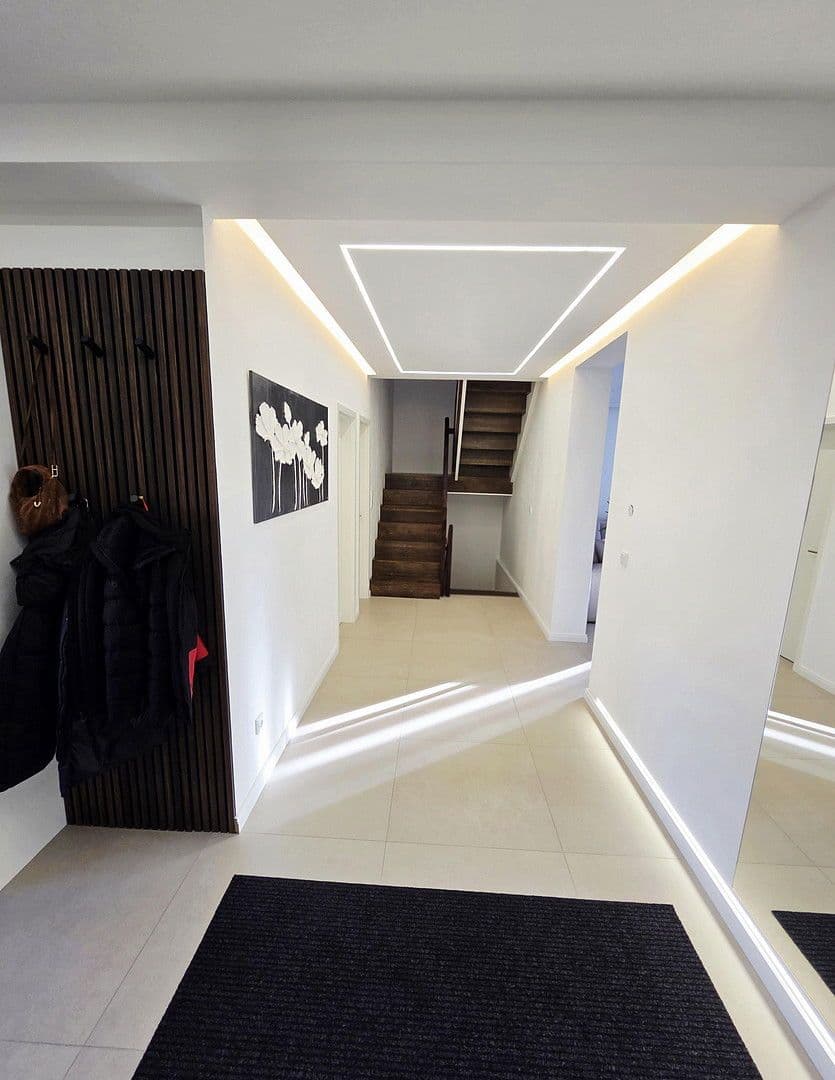 Prodej domu 150 m², pozemek 380 m², Essen, Severní Porýní-Vestfálsko Prodej domu 150 m², pozemek 380 m², Essen, Severní Porýní-Vestfálsko