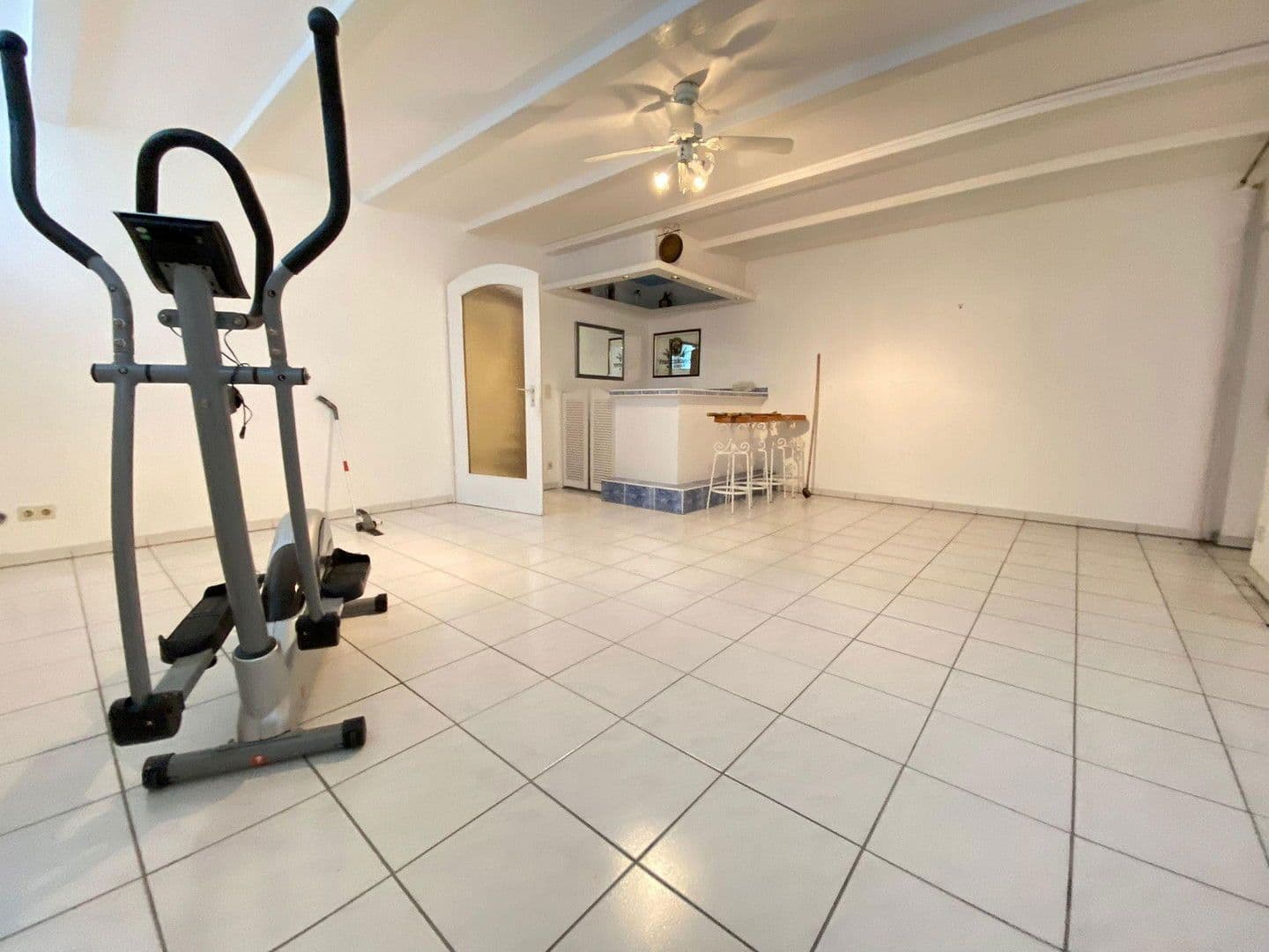 Prodej domu 153 m², pozemek 212 m², Bietigheim, Bádensko-Württembersko Prodej domu 153 m², pozemek 212 m², Bietigheim, Bádensko-Württembersko