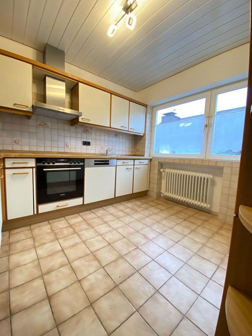 Prodej domu 153 m², pozemek 212 m², Bietigheim, Bádensko-Württembersko Prodej domu 153 m², pozemek 212 m², Bietigheim, Bádensko-Württembersko