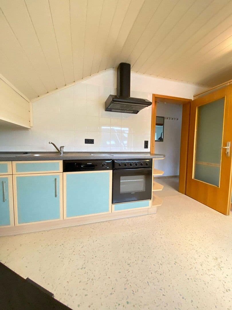 Prodej domu 153 m², pozemek 212 m², Bietigheim, Bádensko-Württembersko Prodej domu 153 m², pozemek 212 m², Bietigheim, Bádensko-Württembersko