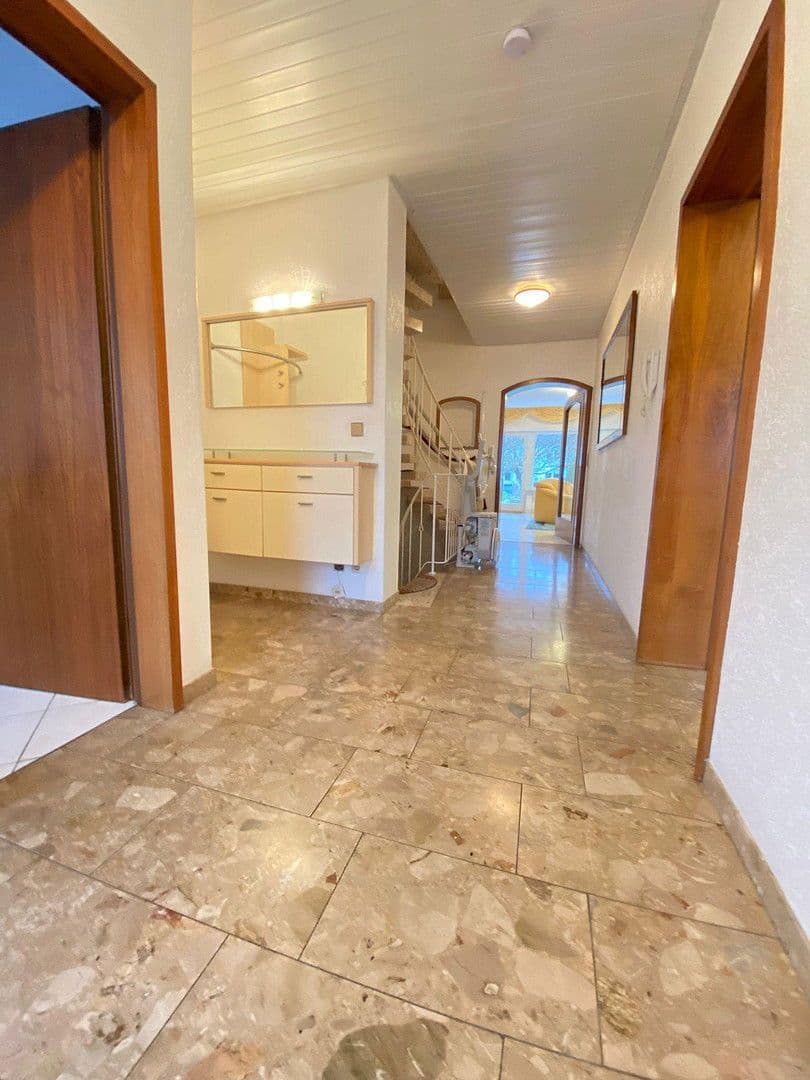 Prodej domu 153 m², pozemek 212 m², Bietigheim, Bádensko-Württembersko Prodej domu 153 m², pozemek 212 m², Bietigheim, Bádensko-Württembersko