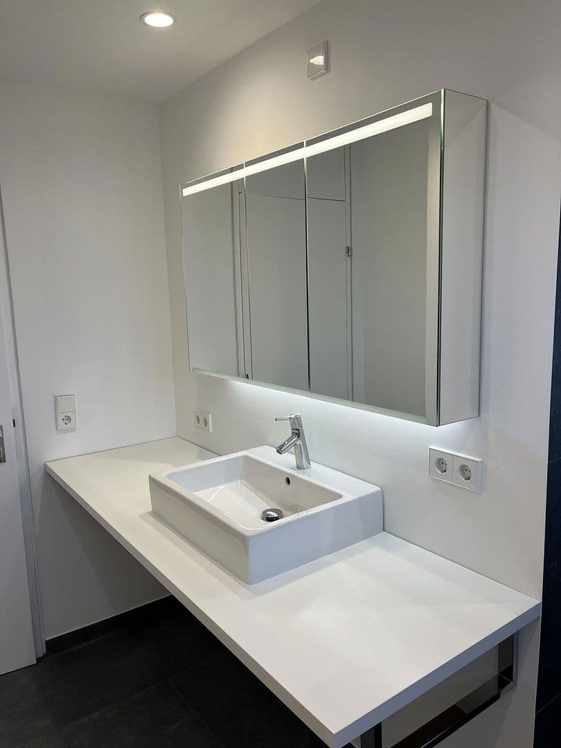 Pronájem bytu 3+kk 89 m², Im Schafhof 15, Ostfildern, Bádensko-Württembersko Pronájem bytu 3+kk 89 m², Im Schafhof 15, Ostfildern, Bádensko-Württembersko