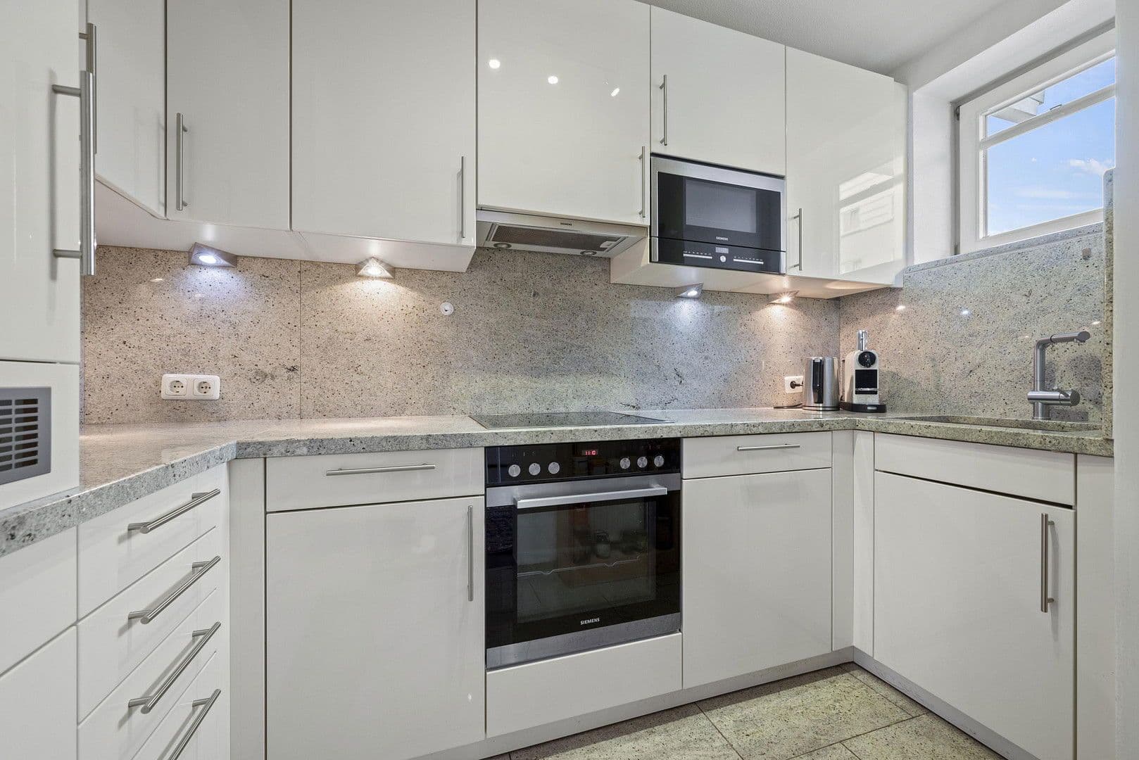 Prodej bytu 3+1 94 m², München, Bavorsko Prodej bytu 3+1 94 m², München, Bavorsko