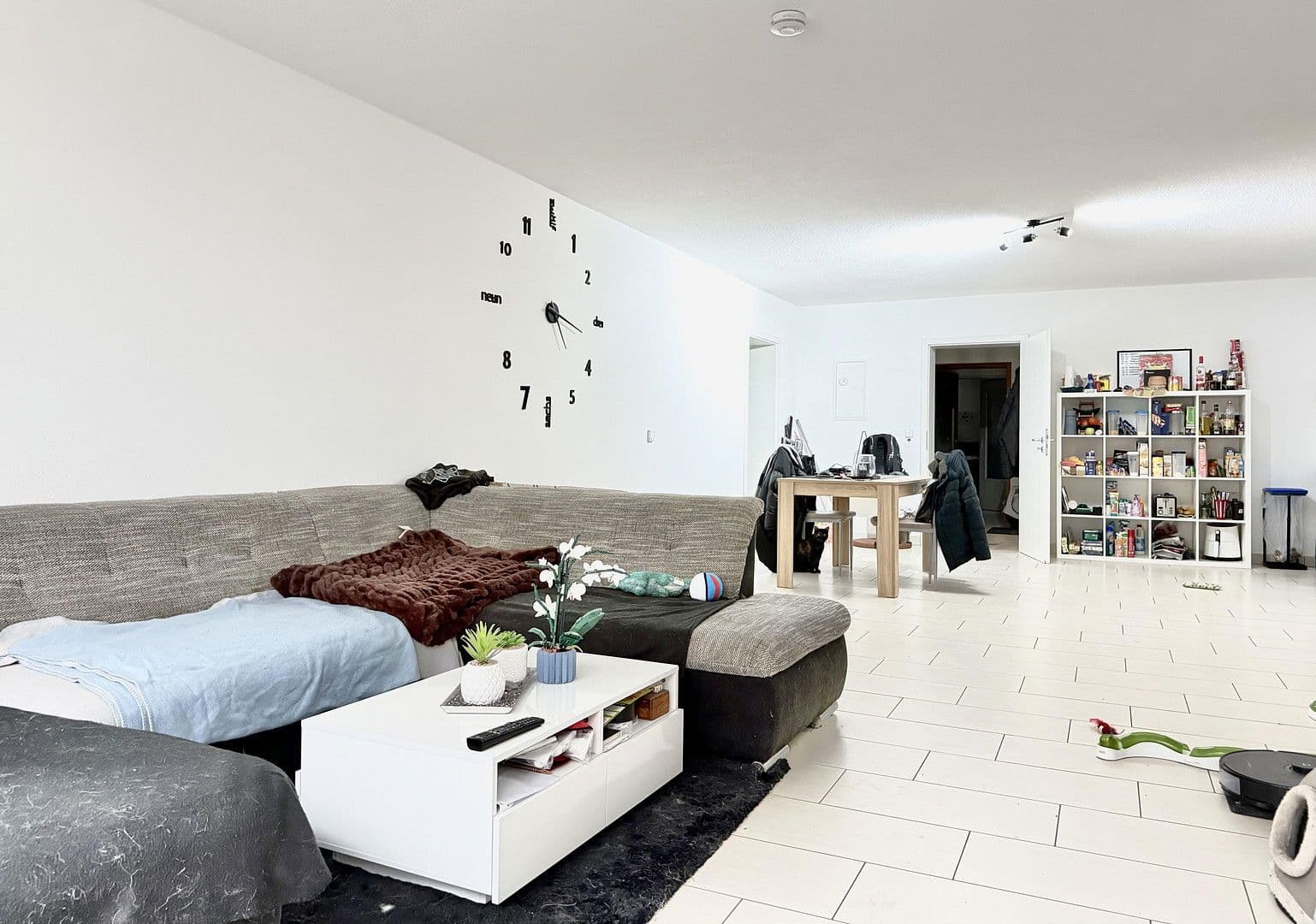 Pronájem bytu 3+1 89 m², Im Steinig 12, Kraichtal, Bádensko-Württembersko Pronájem bytu 3+1 89 m², Im Steinig 12, Kraichtal, Bádensko-Württembersko