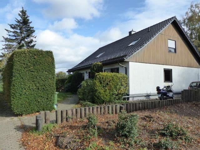 Prodej domu 190 m², pozemek 1.462 m², Düren, Severní Porýní-Vestfálsko Prodej domu 190 m², pozemek 1.462 m², Düren, Severní Porýní-Vestfálsko