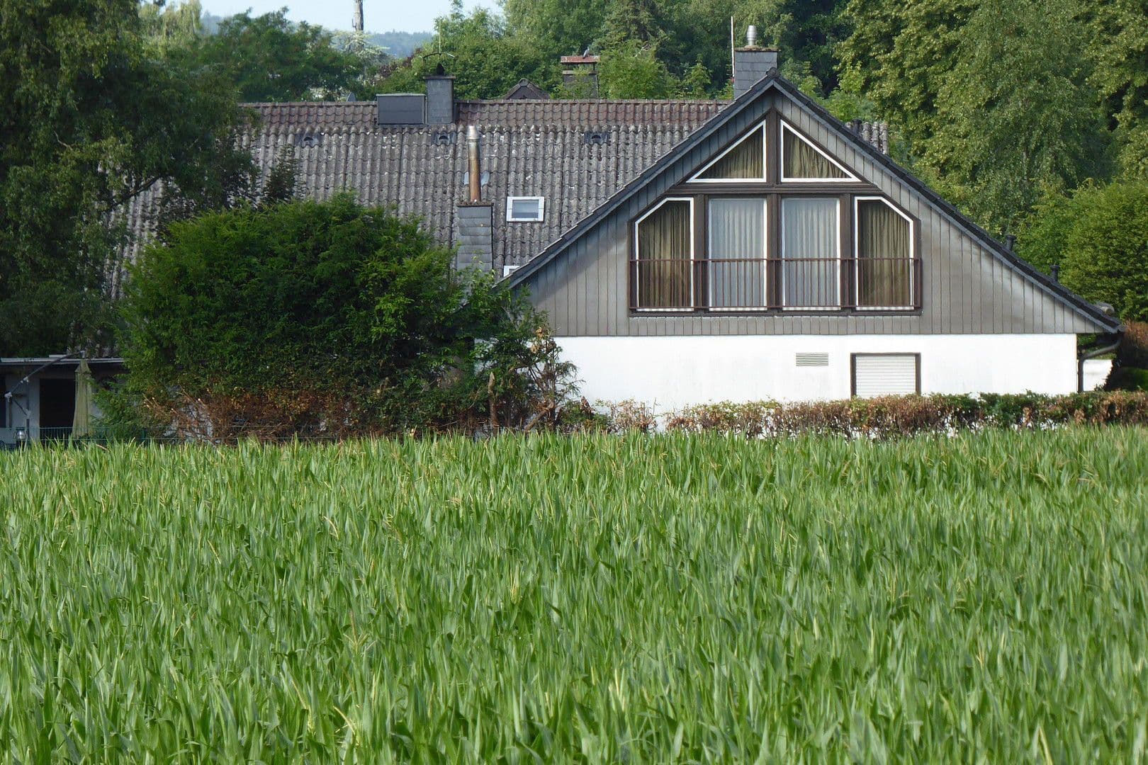 Prodej domu 190 m², pozemek 1.462 m², Düren, Severní Porýní-Vestfálsko Prodej domu 190 m², pozemek 1.462 m², Düren, Severní Porýní-Vestfálsko