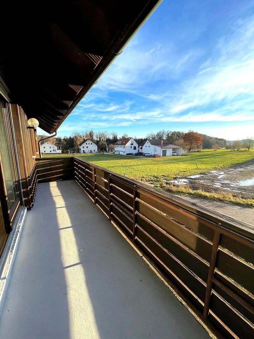 Pronájem bytu 3+1 81 m², Hopfenstr. 4, Rudelzhausen, Bavorsko Pronájem bytu 3+1 81 m², Hopfenstr. 4, Rudelzhausen, Bavorsko