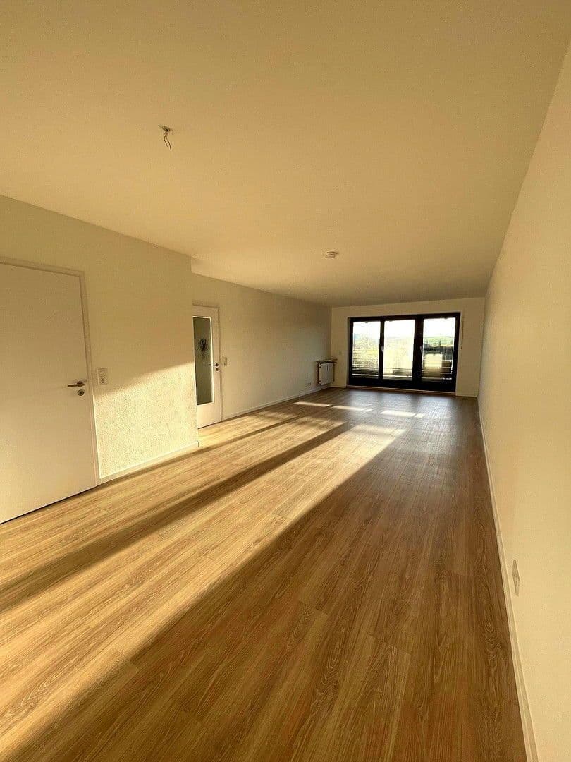 Pronájem bytu 3+1 81 m², Hopfenstr. 4, Rudelzhausen, Bavorsko Pronájem bytu 3+1 81 m², Hopfenstr. 4, Rudelzhausen, Bavorsko