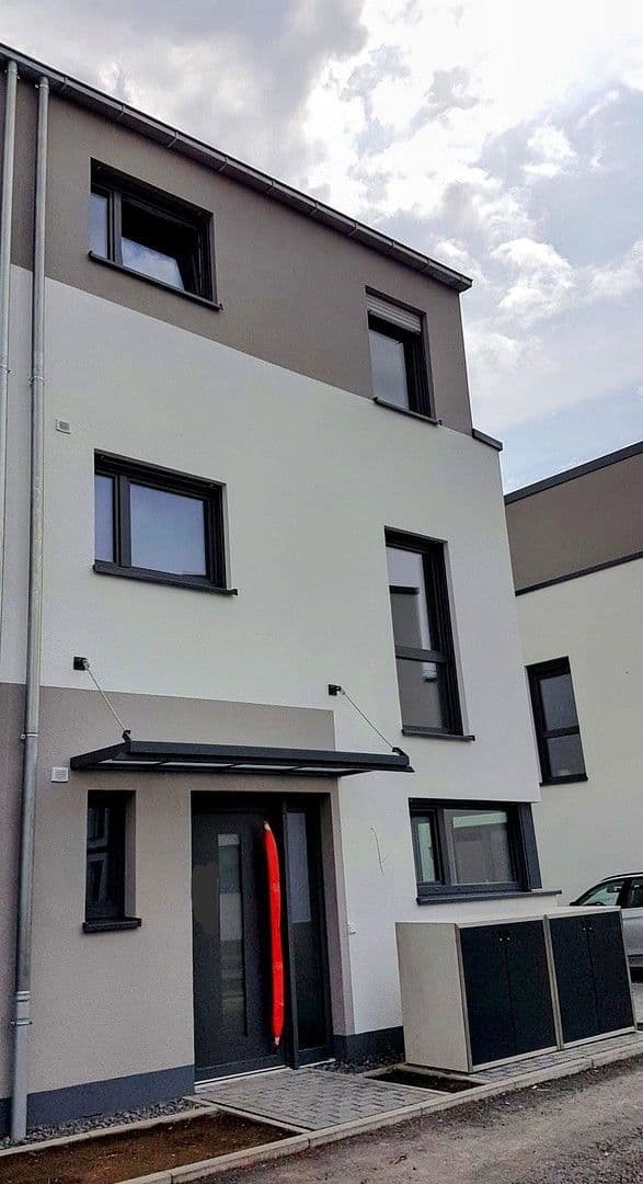 Prodej domu 163 m², pozemek 197 m², Mainz, Porýní-Falc Prodej domu 163 m², pozemek 197 m², Mainz, Porýní-Falc