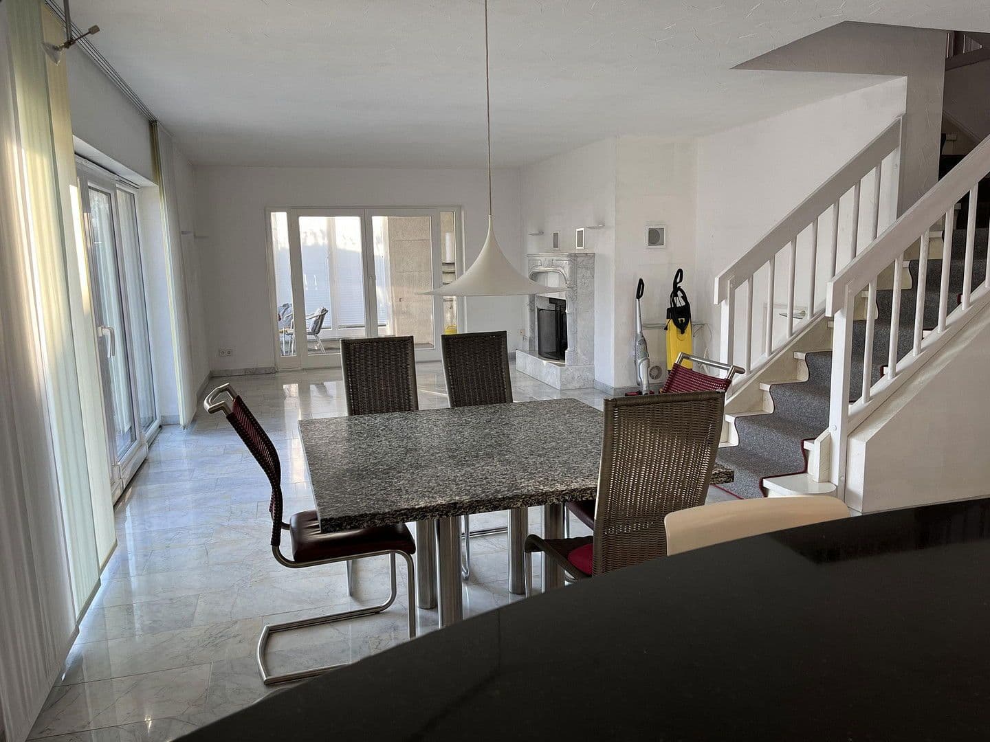 Prodej domu 130 m², pozemek 887 m², Uhingen, Bádensko-Württembersko Prodej domu 130 m², pozemek 887 m², Uhingen, Bádensko-Württembersko