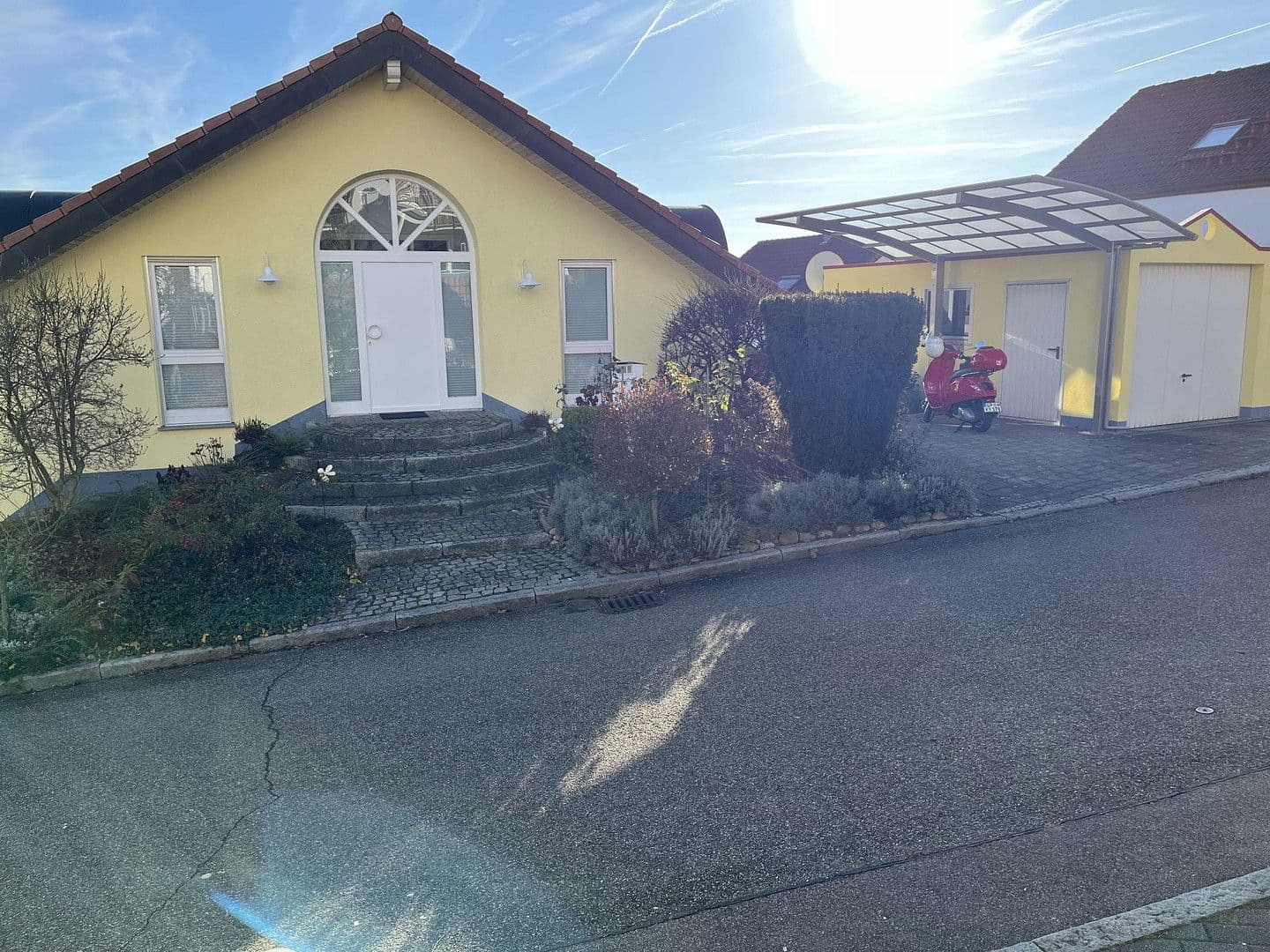 Prodej domu 130 m², pozemek 887 m², Uhingen, Bádensko-Württembersko Prodej domu 130 m², pozemek 887 m², Uhingen, Bádensko-Württembersko