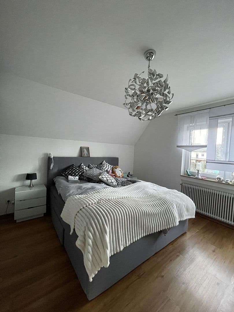 Prodej domu 104 m², pozemek 397 m², Griegweg 23a, Geretsried, Bavorsko Prodej domu 104 m², pozemek 397 m², Griegweg 23a, Geretsried, Bavorsko