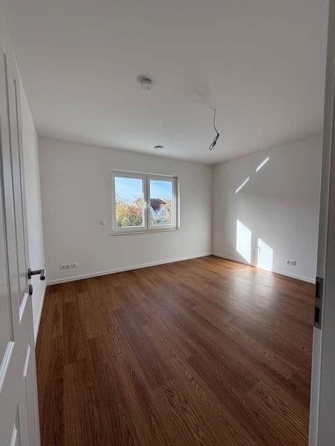 Prodej domu 154 m², pozemek 430 m², Berlin, Berlín Prodej domu 154 m², pozemek 430 m², Berlin, Berlín