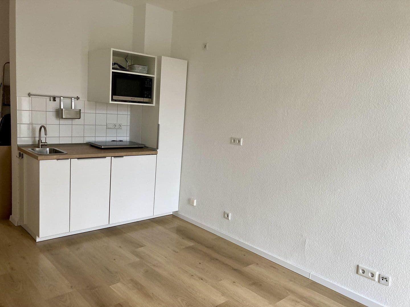 Pronájem bytu 2+1 34 m², Bochum, Severní Porýní-Vestfálsko Pronájem bytu 2+1 34 m², Bochum, Severní Porýní-Vestfálsko