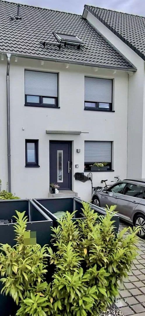 Prodej domu 142 m², pozemek 250 m², Am Goldsteinpark 1D, Frankfurt am Main, Hessen Prodej domu 142 m², pozemek 250 m², Am Goldsteinpark 1D, Frankfurt am Main, Hessen