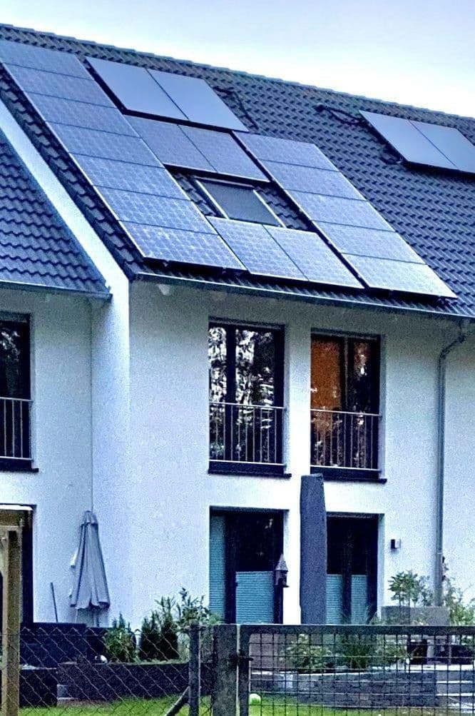 Prodej domu 142 m², pozemek 250 m², Am Goldsteinpark 1D, Frankfurt am Main, Hessen Prodej domu 142 m², pozemek 250 m², Am Goldsteinpark 1D, Frankfurt am Main, Hessen