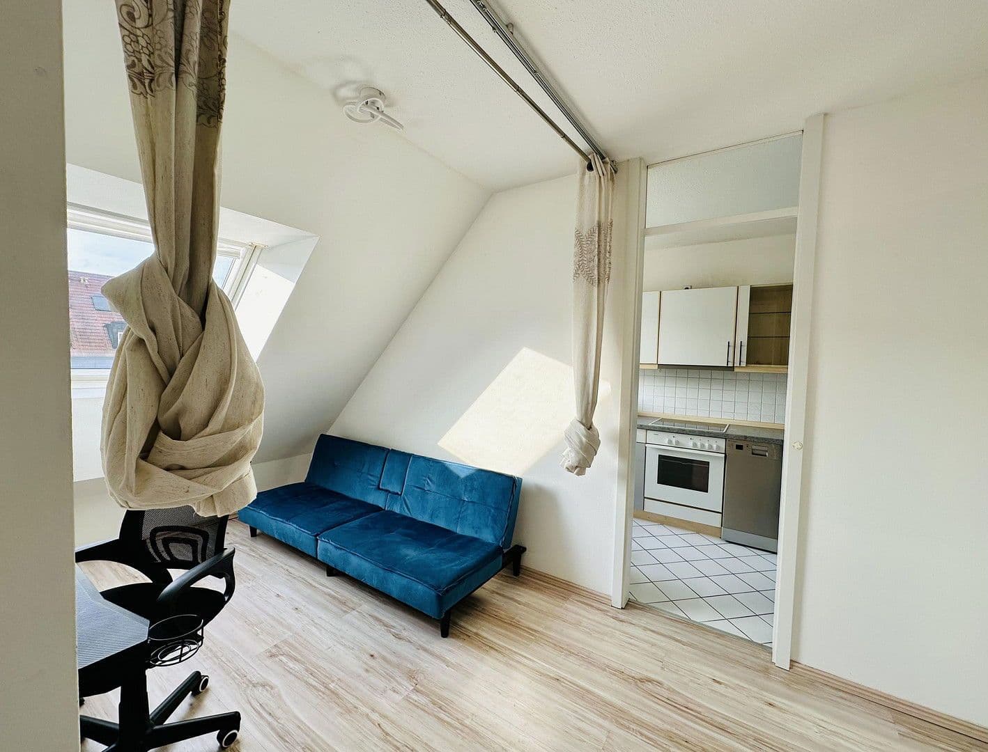 Pronájem bytu 2+kk 62 m², Parkstr. 89 D, Berlin, Berlín Pronájem bytu 2+kk 62 m², Parkstr. 89 D, Berlin, Berlín