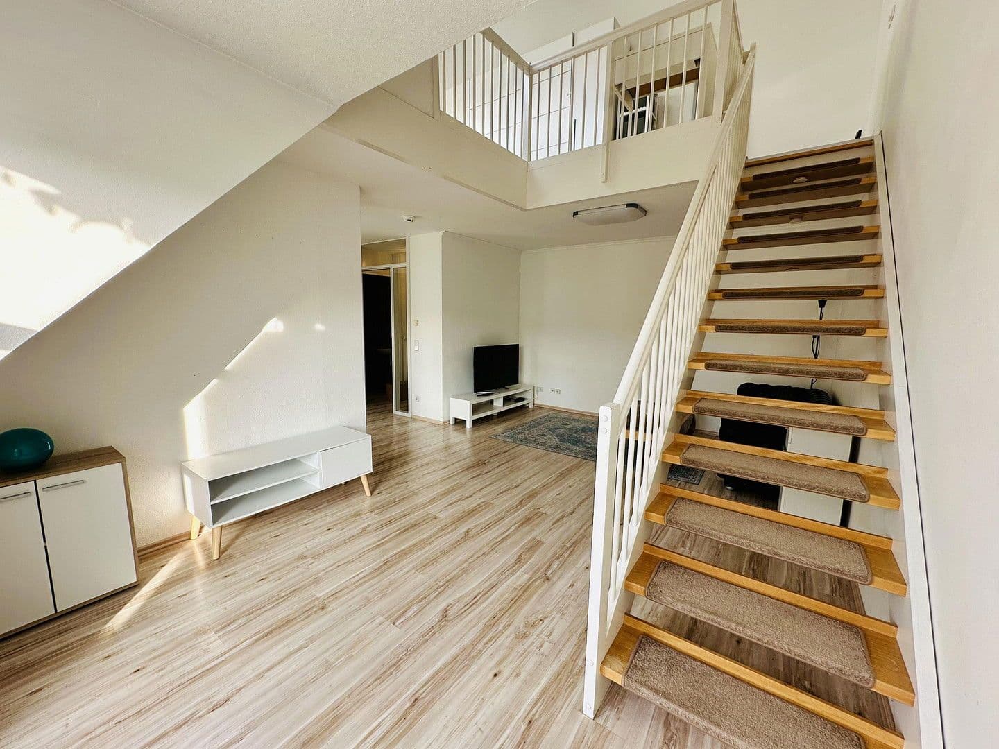 Pronájem bytu 2+kk 62 m², Parkstr. 89 D, Berlin, Berlín Pronájem bytu 2+kk 62 m², Parkstr. 89 D, Berlin, Berlín