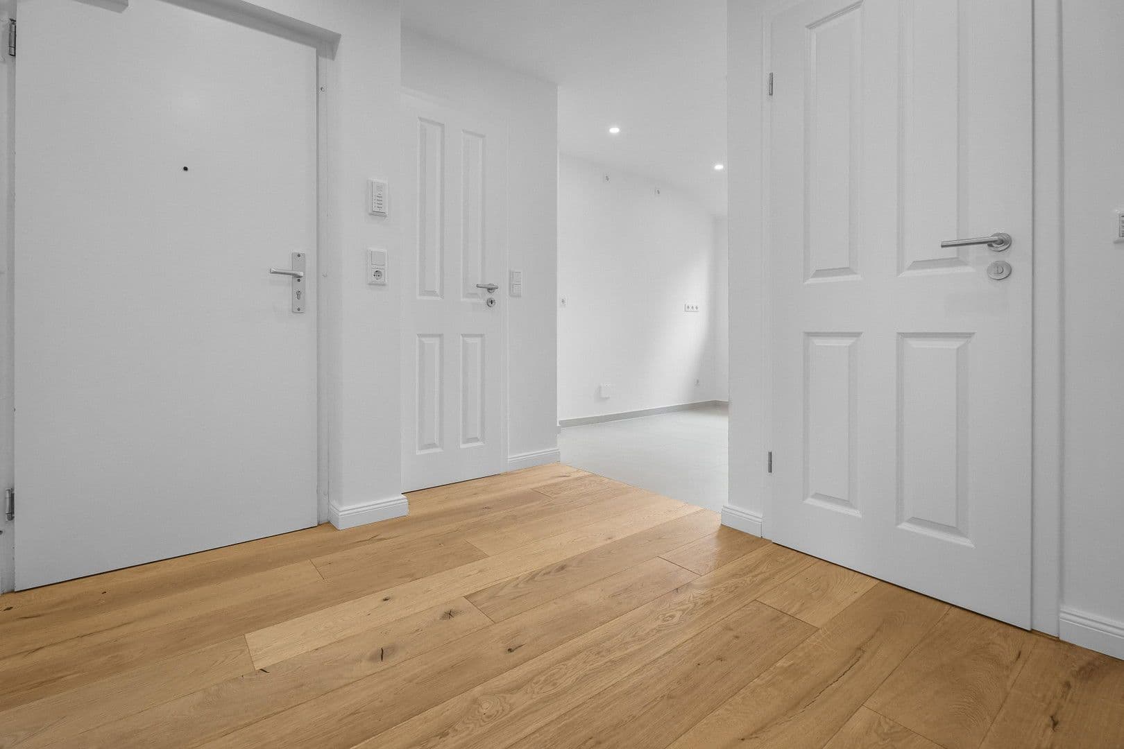 Pronájem bytu 3+1 52 m², Bremen, Bremen Pronájem bytu 3+1 52 m², Bremen, Bremen