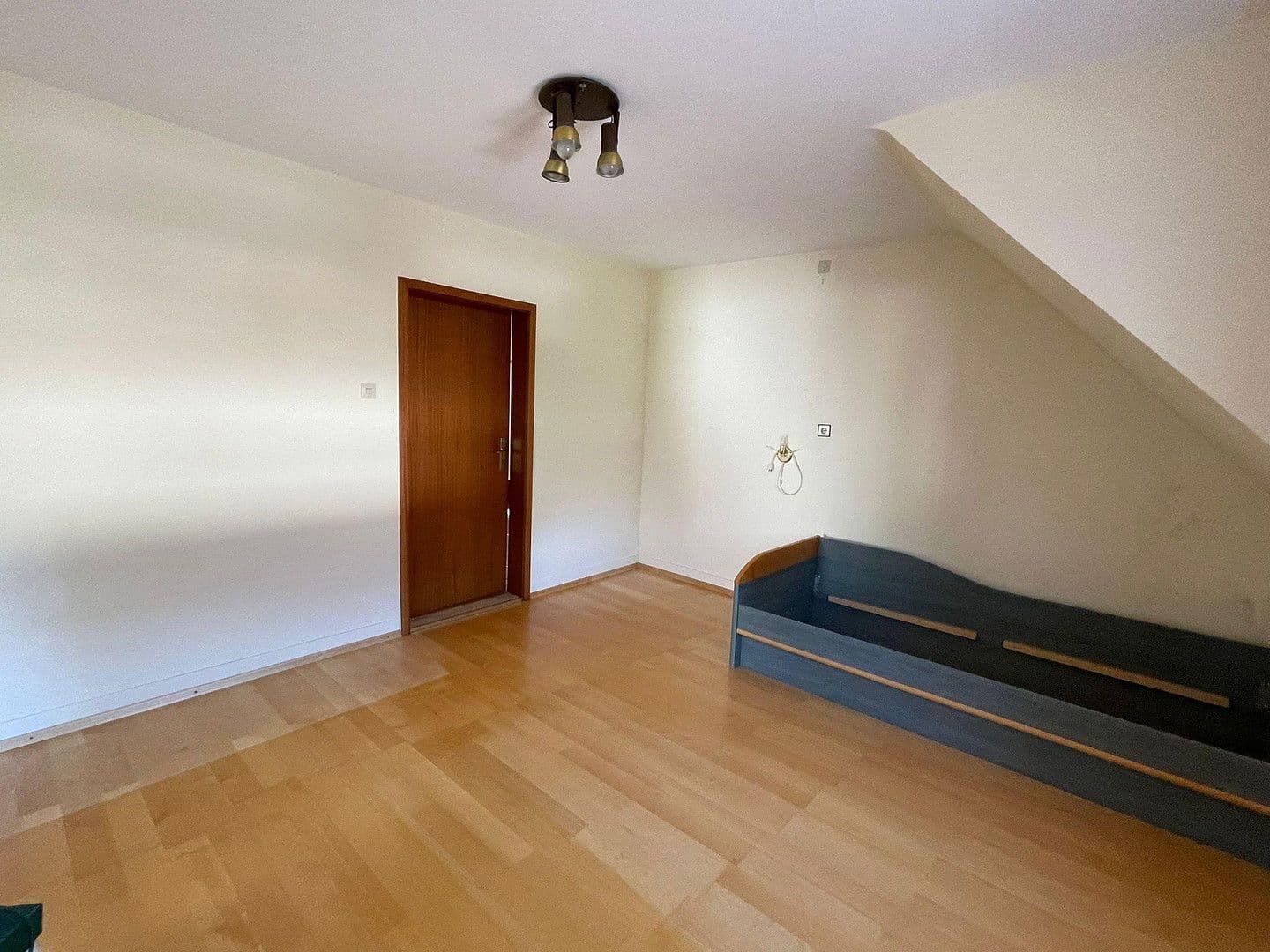 Prodej domu 126 m², pozemek 660 m², Gondelsheim, Bádensko-Württembersko Prodej domu 126 m², pozemek 660 m², Gondelsheim, Bádensko-Württembersko