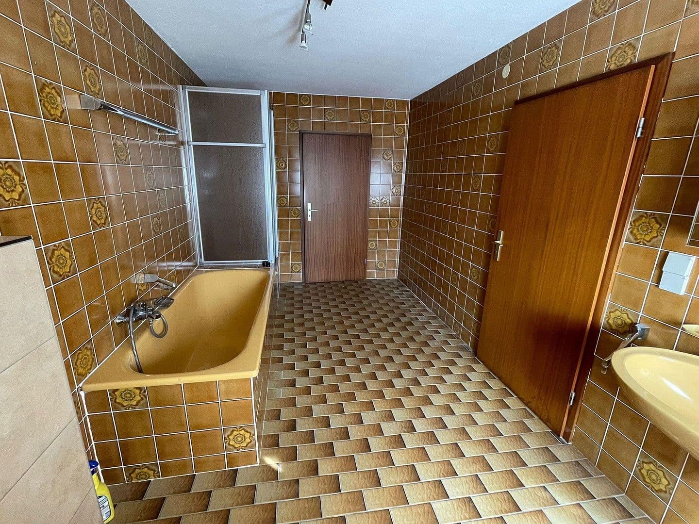 Prodej domu 126 m², pozemek 660 m², Gondelsheim, Bádensko-Württembersko Prodej domu 126 m², pozemek 660 m², Gondelsheim, Bádensko-Württembersko