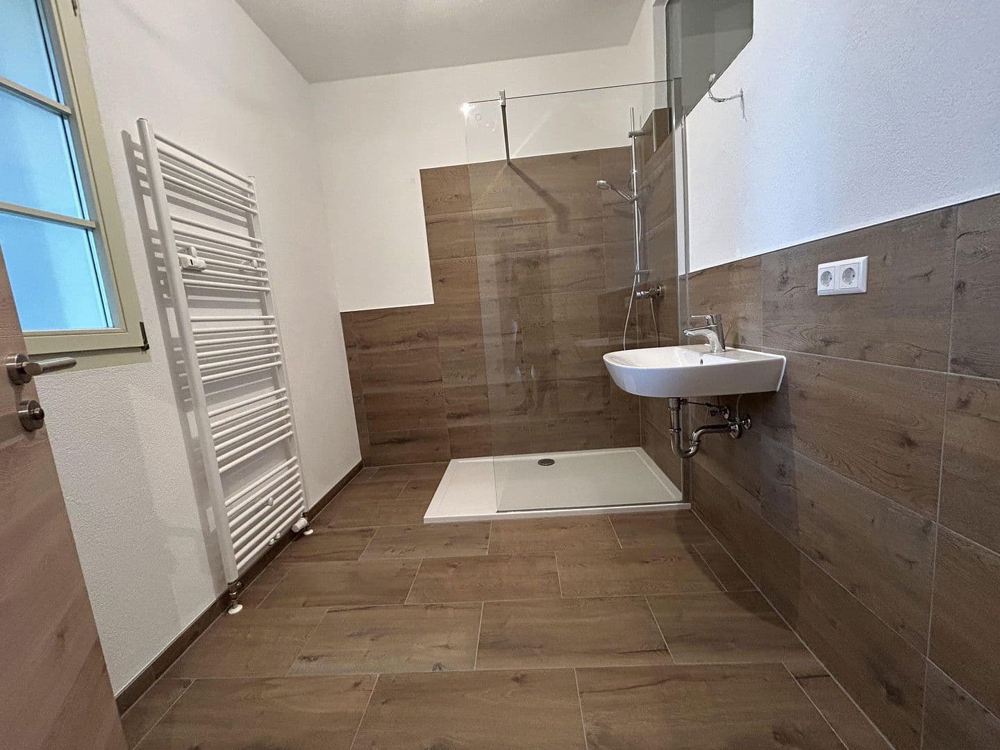 Pronájem bytu 3+1 80 m², Naumburg (Saale), Sasko-Anhaltsko Pronájem bytu 3+1 80 m², Naumburg (Saale), Sasko-Anhaltsko