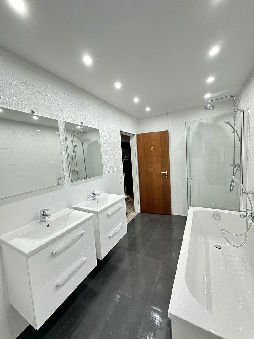 Pronájem bytu 3+kk 86 m², Altensteig, Bádensko-Württembersko Pronájem bytu 3+kk 86 m², Altensteig, Bádensko-Württembersko