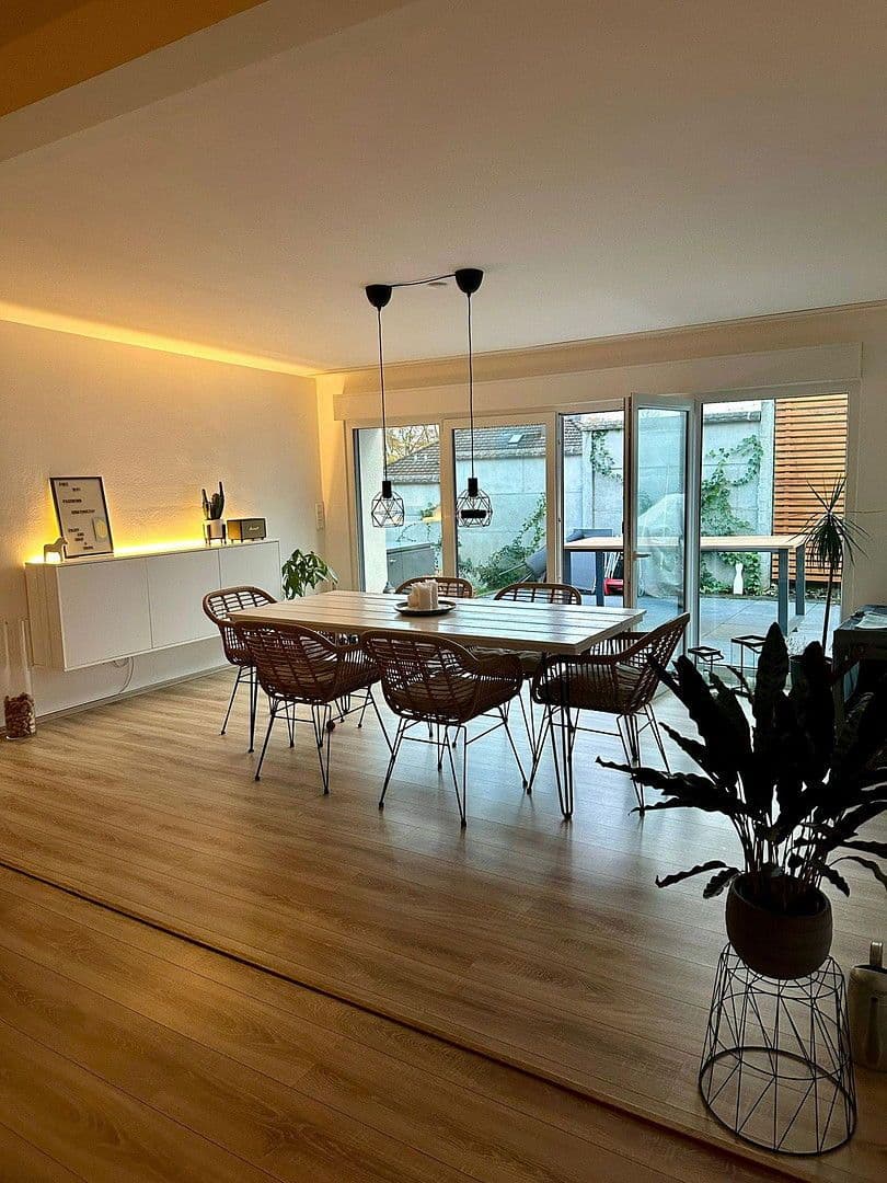 Prodej bytu 3+1 165 m², Worderberg 5, Wuppertal, Severní Porýní-Vestfálsko Prodej bytu 3+1 165 m², Worderberg 5, Wuppertal, Severní Porýní-Vestfálsko