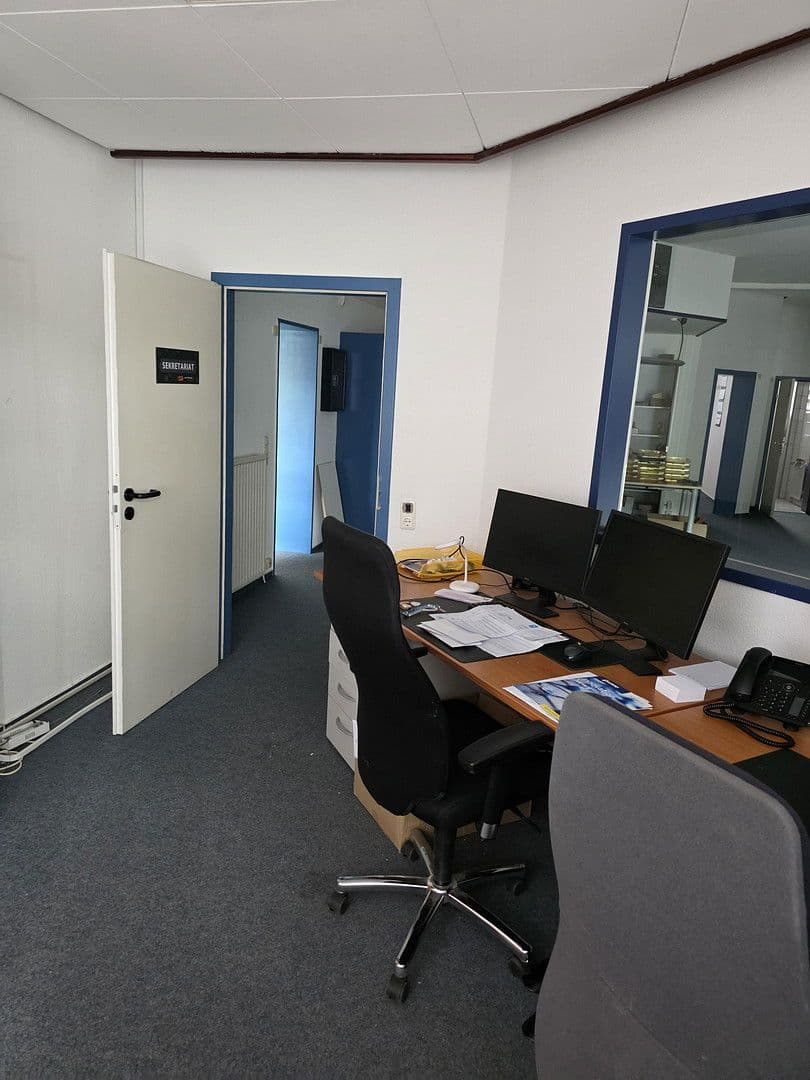 Pronájem kanceláře 2.700 m², Spenglerstr. 8, Lübeck, Šlesvicko-Holštýnsko Pronájem kanceláře 2.700 m², Spenglerstr. 8, Lübeck, Šlesvicko-Holštýnsko