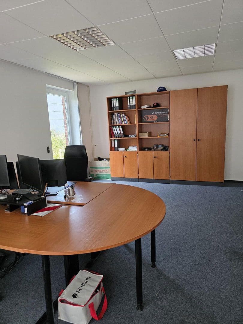 Prodej kanceláře 2.700 m², Spenglerstr. 8, Lübeck, Šlesvicko-Holštýnsko Prodej kanceláře 2.700 m², Spenglerstr. 8, Lübeck, Šlesvicko-Holštýnsko