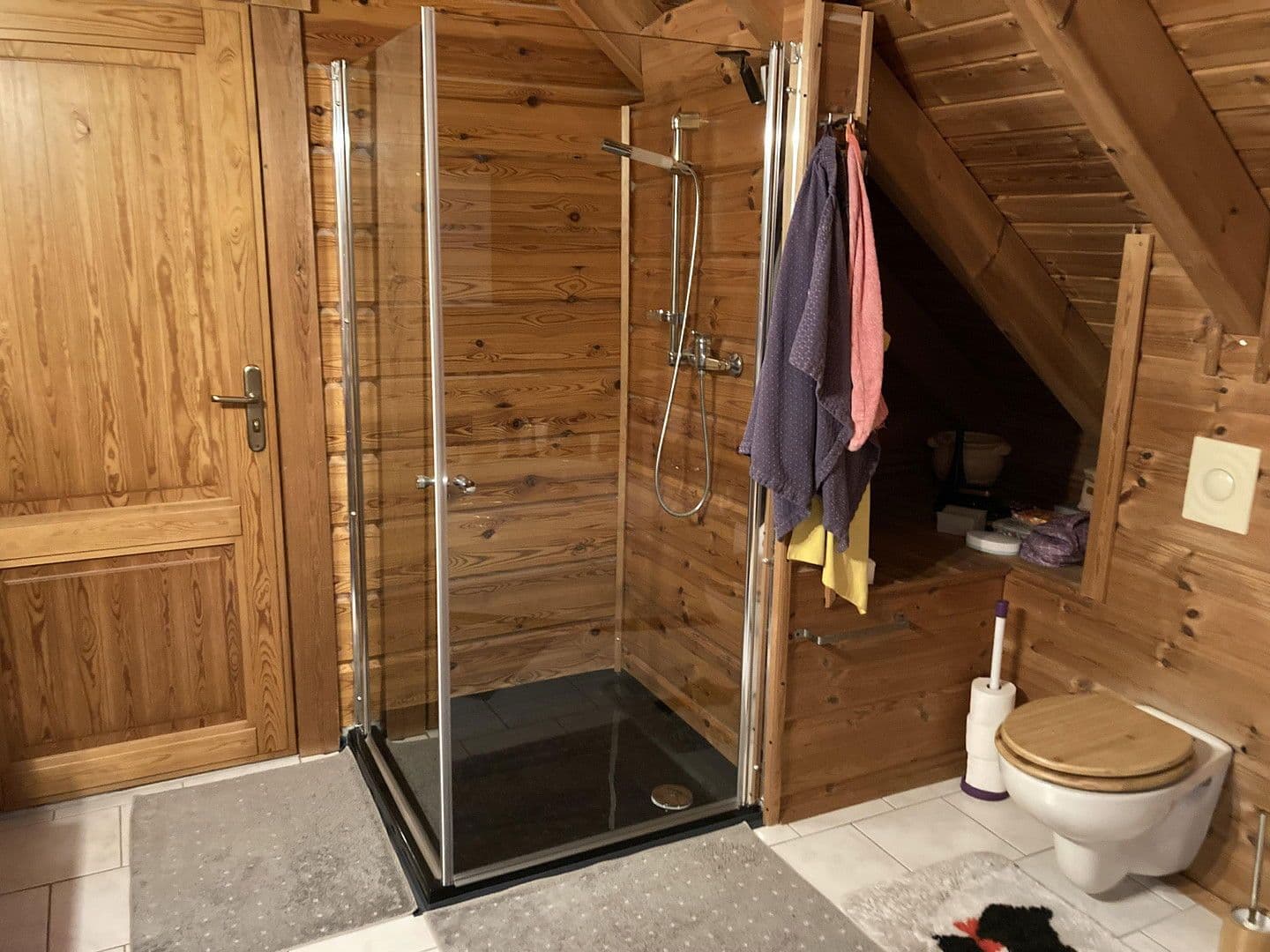 Prodej domu 136 m², pozemek 725 m², Adelshofen, Bavorsko Prodej domu 136 m², pozemek 725 m², Adelshofen, Bavorsko