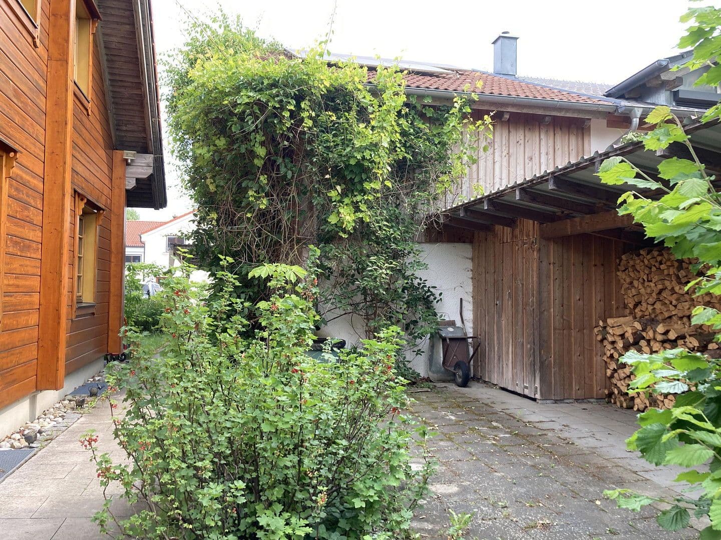 Prodej domu 136 m², pozemek 725 m², Adelshofen, Bavorsko Prodej domu 136 m², pozemek 725 m², Adelshofen, Bavorsko