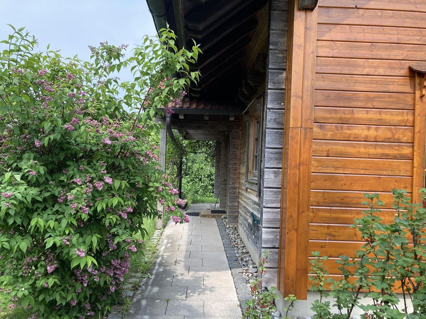 Prodej domu 136 m², pozemek 725 m², Adelshofen, Bavorsko Prodej domu 136 m², pozemek 725 m², Adelshofen, Bavorsko